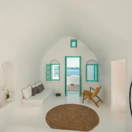 Sophia Castle View * Oia (Santorini)